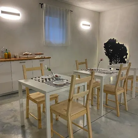 Olea Couette-café Montecosaro (Marche)