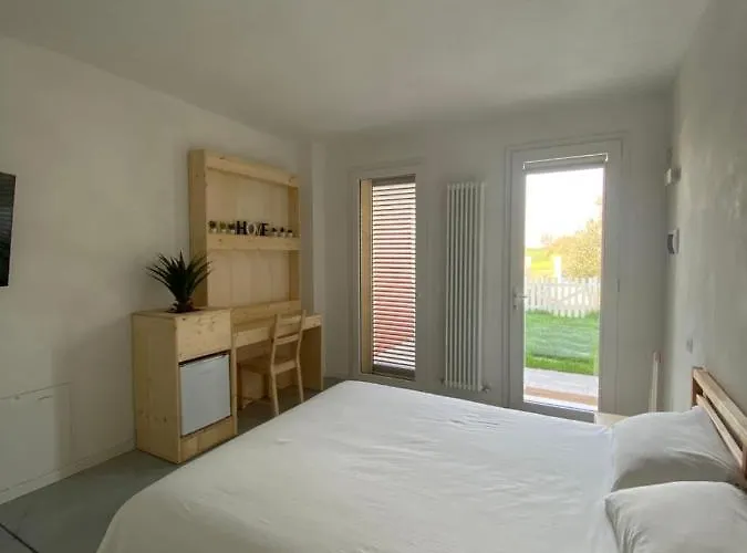 Olea Bed & Breakfast 4*